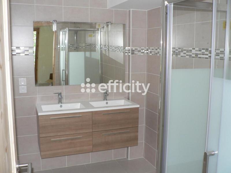 Maison - 160 m² - 9 pièces