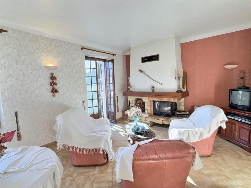 Appartement - 80 m² - 3 pièces