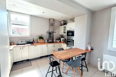Maison - 102 m² - 4 pièces