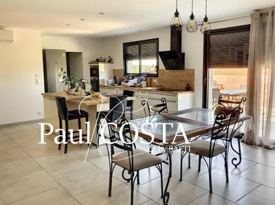 Maison - 125 m² - 5 pièces