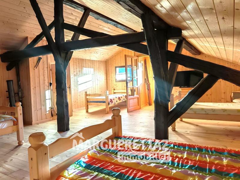 Châlet - 102 m² - 4 pièces