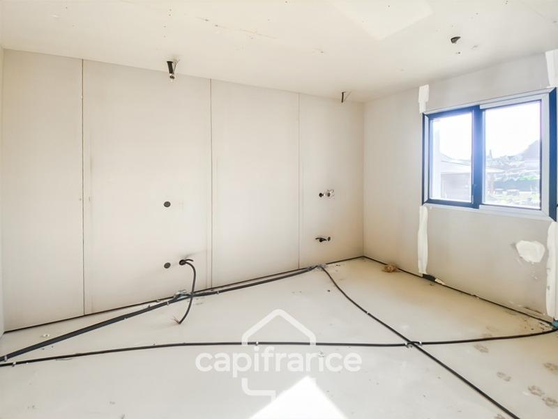 Maison - 93 m² - 4 pièces