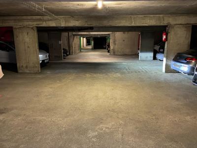 Parking / Garage - 12 m²