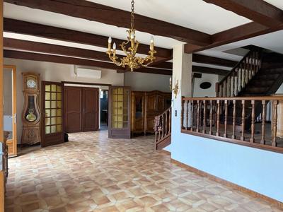 Maison - 145 m² - 6 pièces