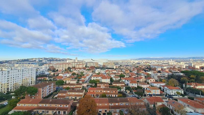 Appartement - 70 m² - 4 pièces