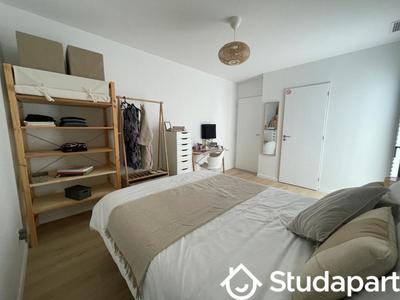 Chambre - 16 m² - 1 pièce