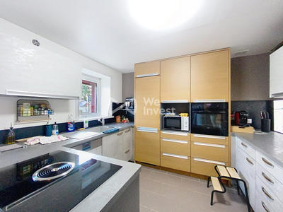 Maison - 96 m² - 5 pièces