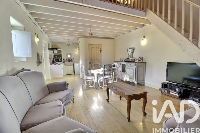 Maison - 252 m² - 8 pièces