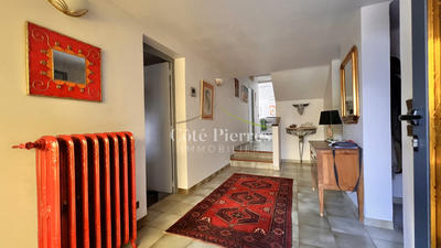 Villa - 200 m² - 4 pièces