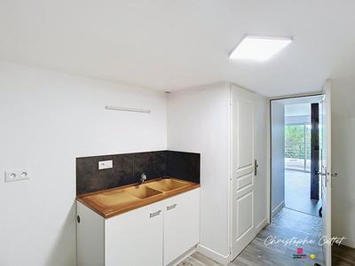 Maison - 90 m² - 3 pièces