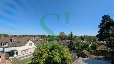 Maison - 141 m² - 8 pièces