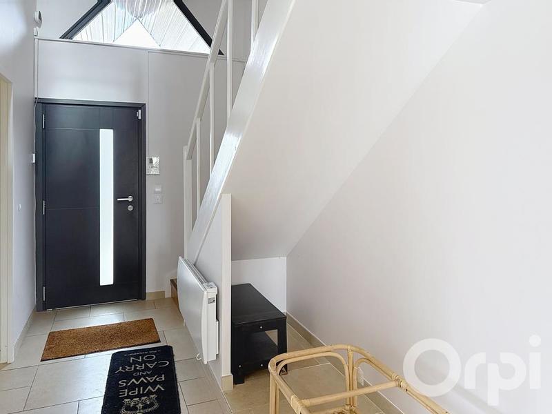 Maison - 137 m² - 5 pièces