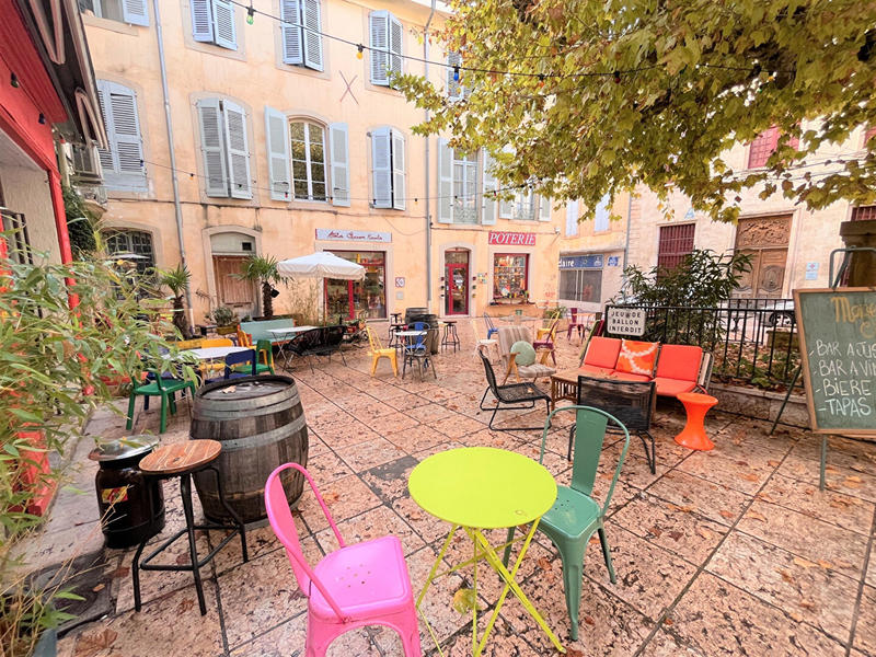 Local commercial - 80 m² - 3 pièces