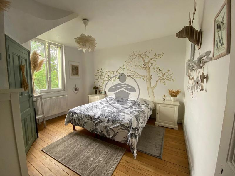 Maison - 287 m² - 10 pièces