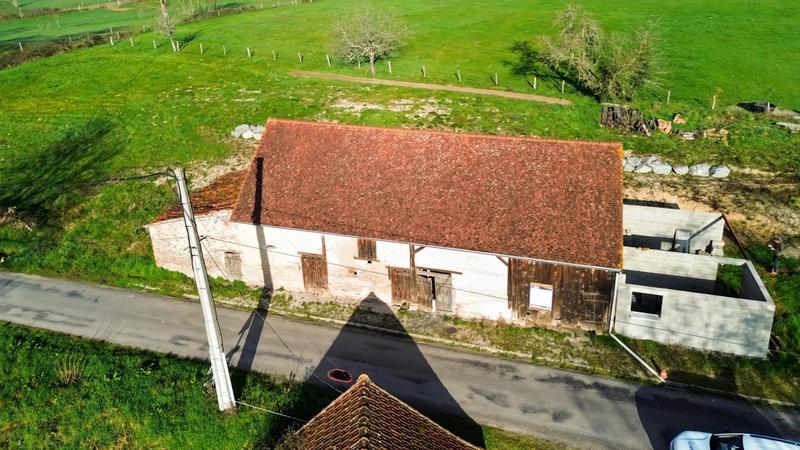 Longère - 190 m² - 1 pièce