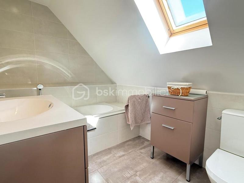 Villa - 166 m² - 6 pièces