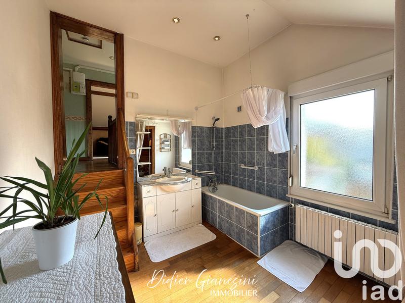 Maison - 117 m² - 6 pièces