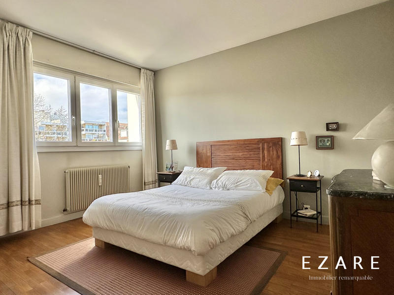 Appartement - 90 m² - 4 pièces