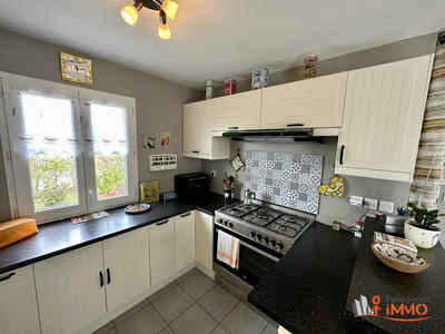 Maison - 90 m² - 4 pièces