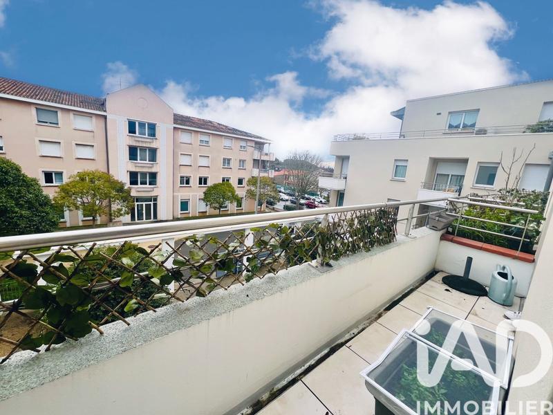 Appartement - 84 m² - 4 pièces