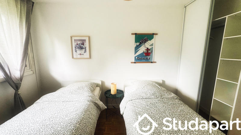 Appartement - 84 m² - 5 pièces