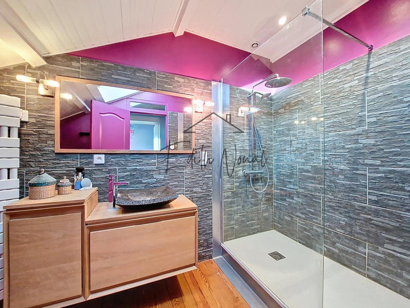 Appartement - 107 m² - 5 pièces