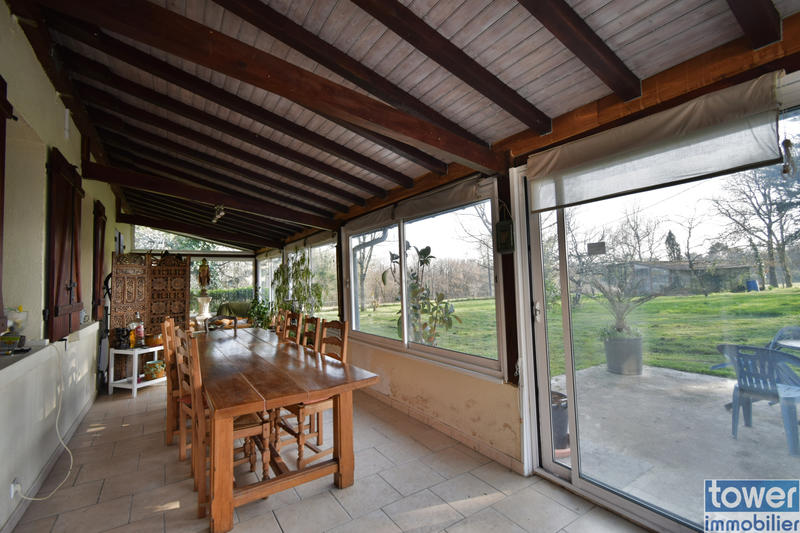 Propriété - 385 m² - 13 pièces