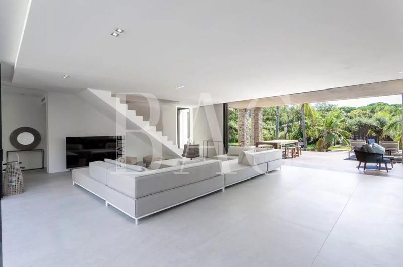 Villa - 350 m² - 7 pièces