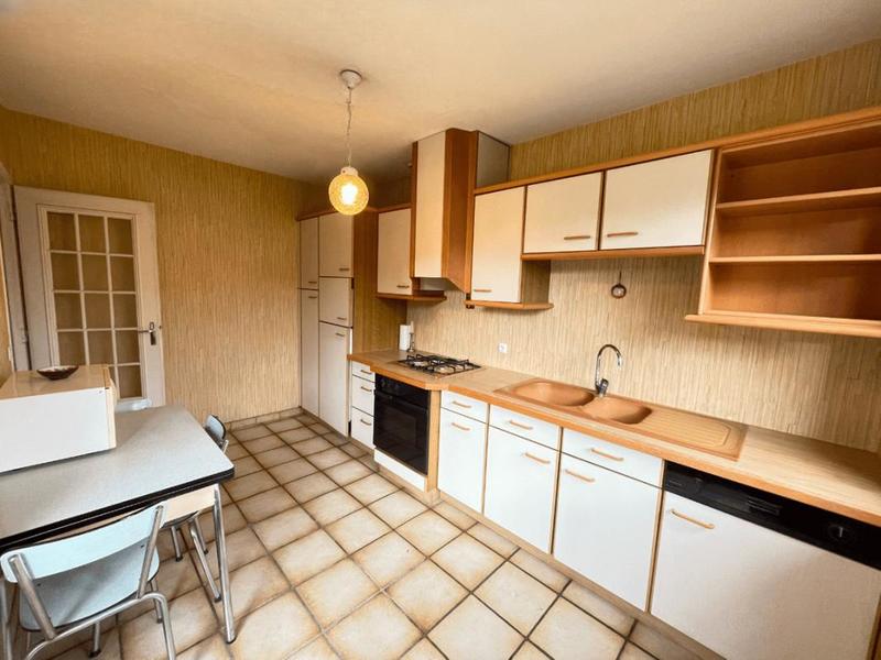 Maison - 92 m² - 4 pièces