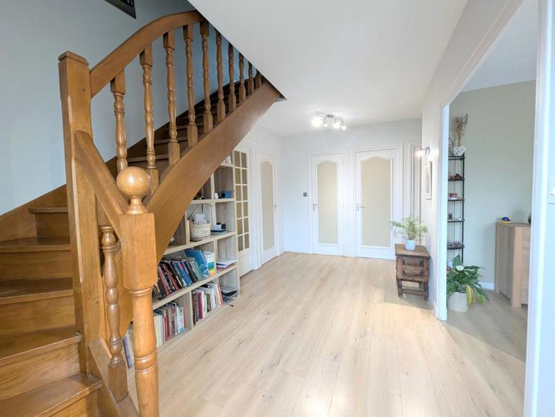 Maison - 128 m² - 6 pièces