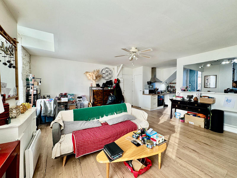 Maison - 567 m² - 22 pièces