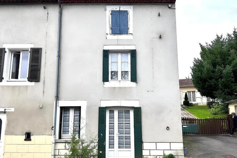 Propriété - 158 m² - 6 pièces