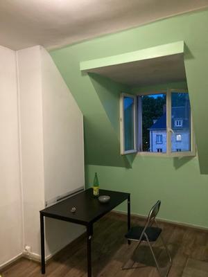 Chambre - 12 m² - 1 pièce