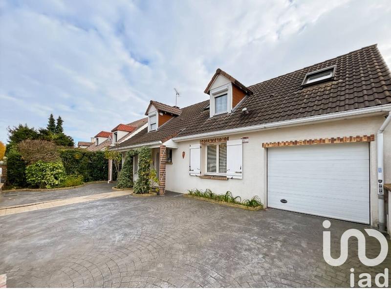 Maison - 107 m² - 6 pièces