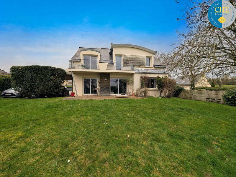 Maison - 156 m² - 7 pièces