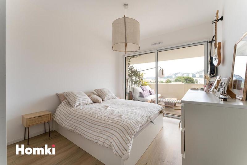 Appartement - 80 m² - 3 pièces