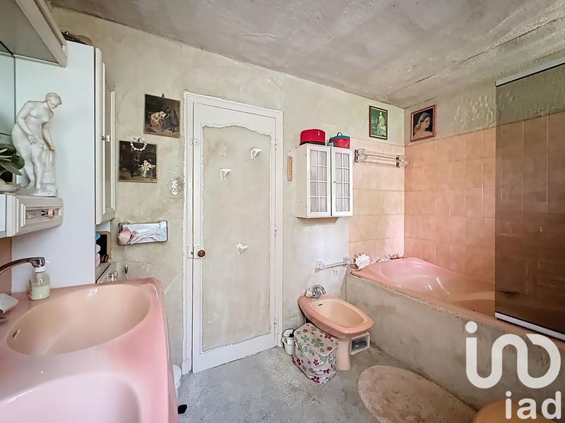 Maison - 229 m² - 8 pièces