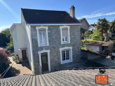 Maison de ville - 130 m² - 5 pièces