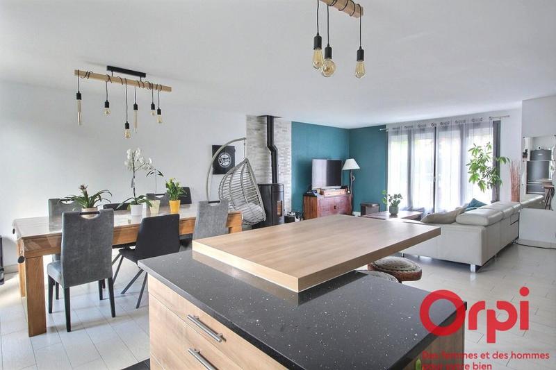 Maison - 145 m² - 7 pièces