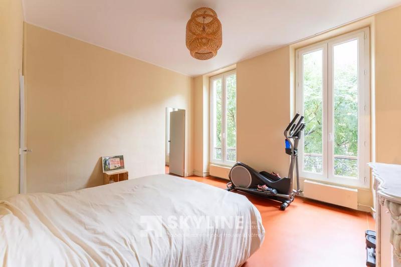 Appartement - 147 m² - 5 pièces