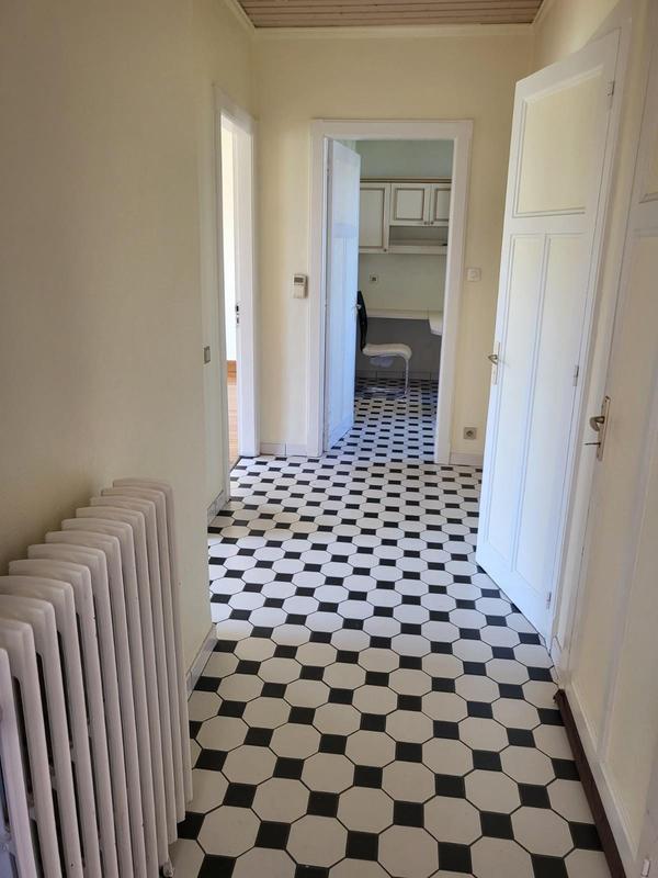 Maison - 142 m² - 7 pièces