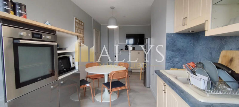 Appartement - 81 m² - 4 pièces