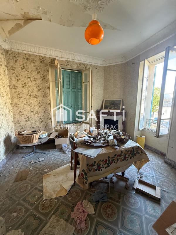 Maison - 185 m² - 8 pièces