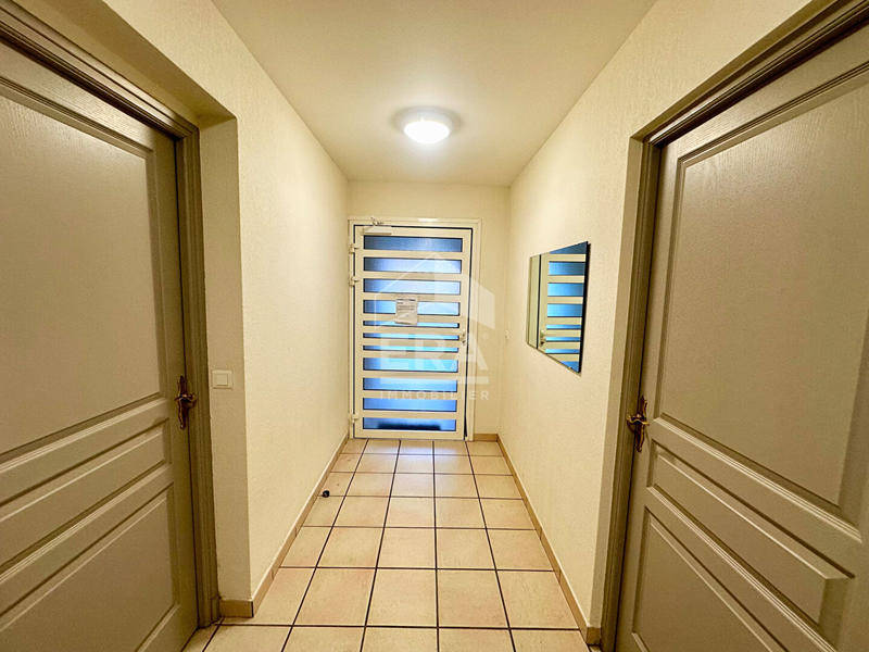 Appartement - 77 m² - 3 pièces