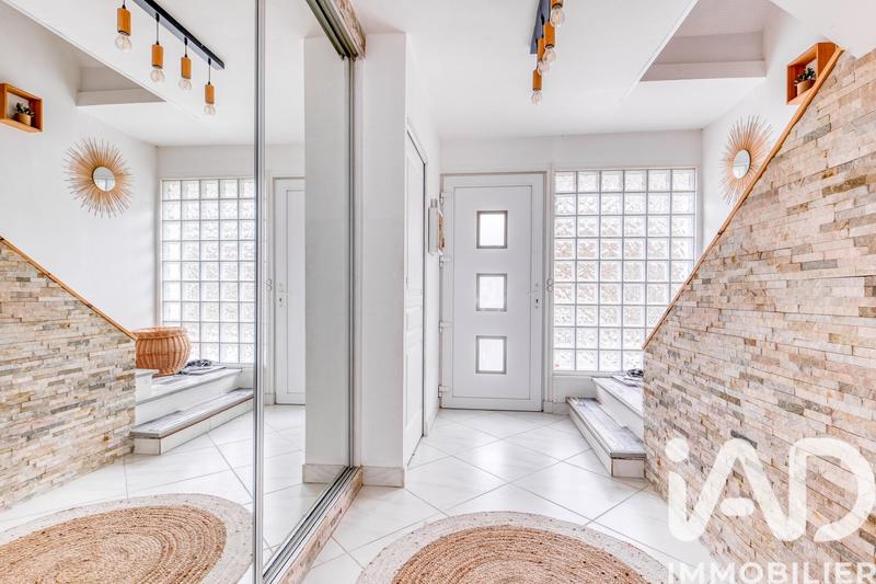 Maison - 100 m² - 4 pièces