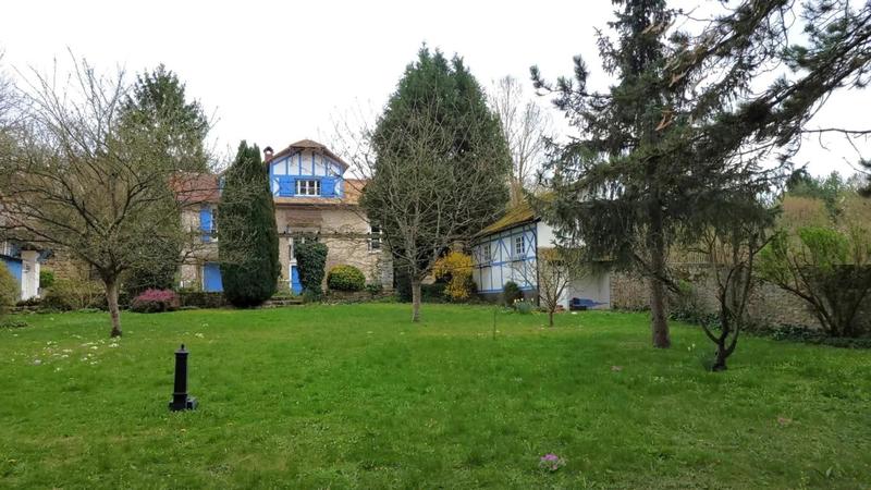 Demeure - 139 m² - 7 pièces