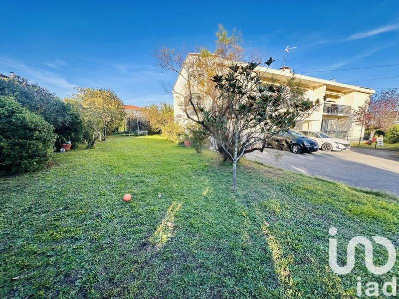 Appartement - 100 m² - 3 pièces