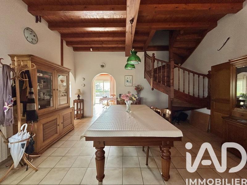 Maison - 189 m² - 7 pièces