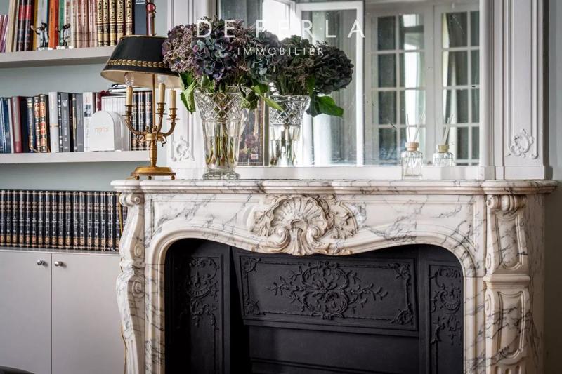 Appartement - 190 m² - 6 pièces