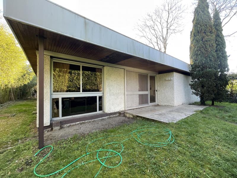 Maison contemporaine - 239 m² - 6 pièces